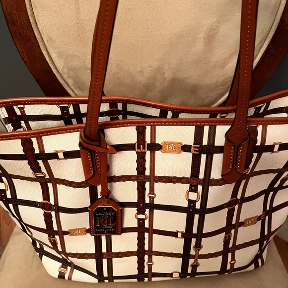 Lauren Ralph Lauren Brown and Cream Large Equestrian Style Tote and Wristlet EUC - Picture 7 of 15